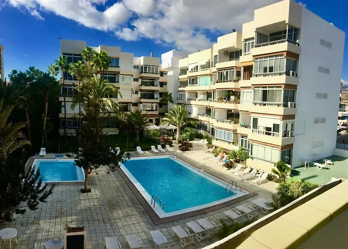 Ladyhouse Yumbo * Playa del Inglés