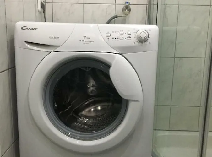 Ladyhouse Yumbo 普拉亚戴尔雷安格莱斯